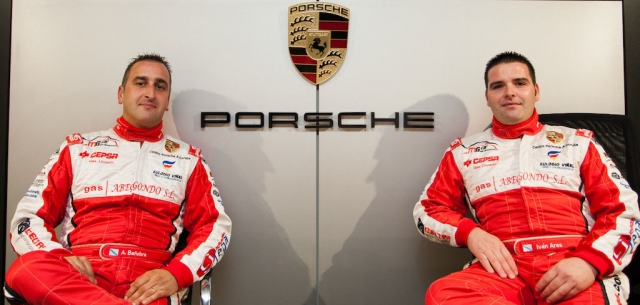 009 exposicion porsche 042